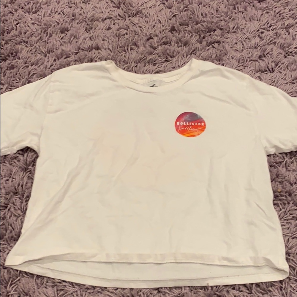 Hollister cropped tee